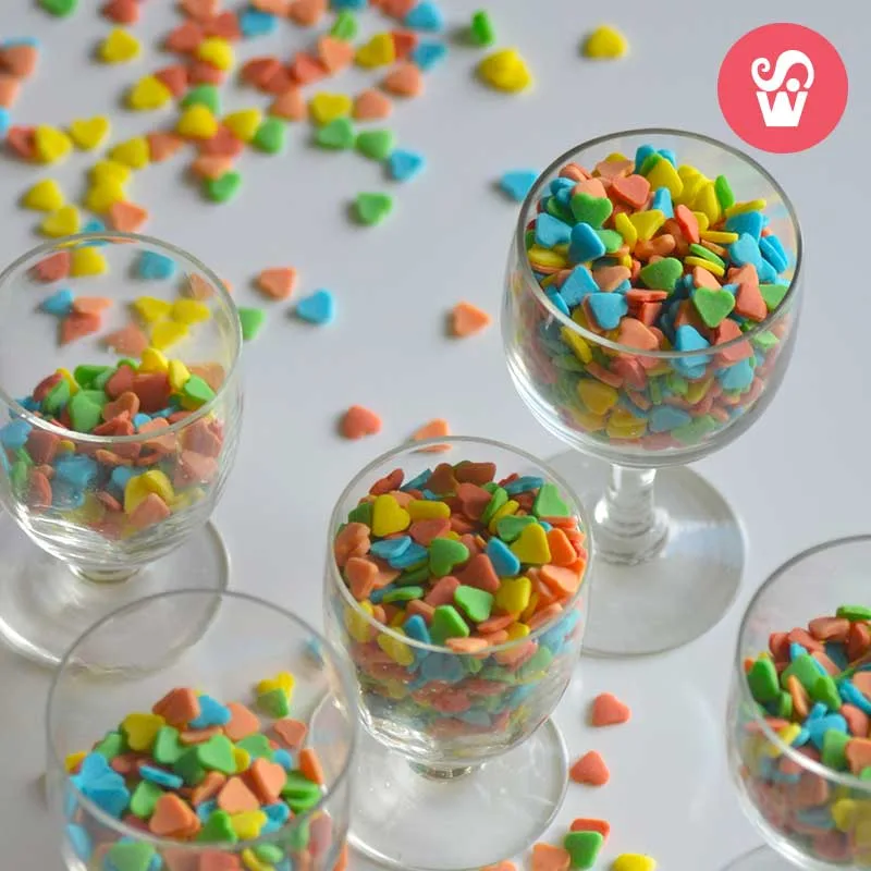 Sprinkles Corações Médios Coloridos  - 150g