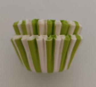 Forminhas de Brigadeiro Riscas Verde - 90 Unidades Forminhas de Brigadeiro Riscas Verde - 90 Unidades