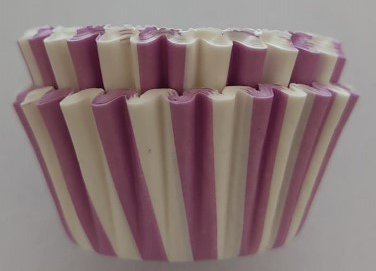Forminhas de Brigadeiro Riscas Lilás - 90 Unidades Forminhas de Brigadeiro Riscas Lilás - 90 Unidades